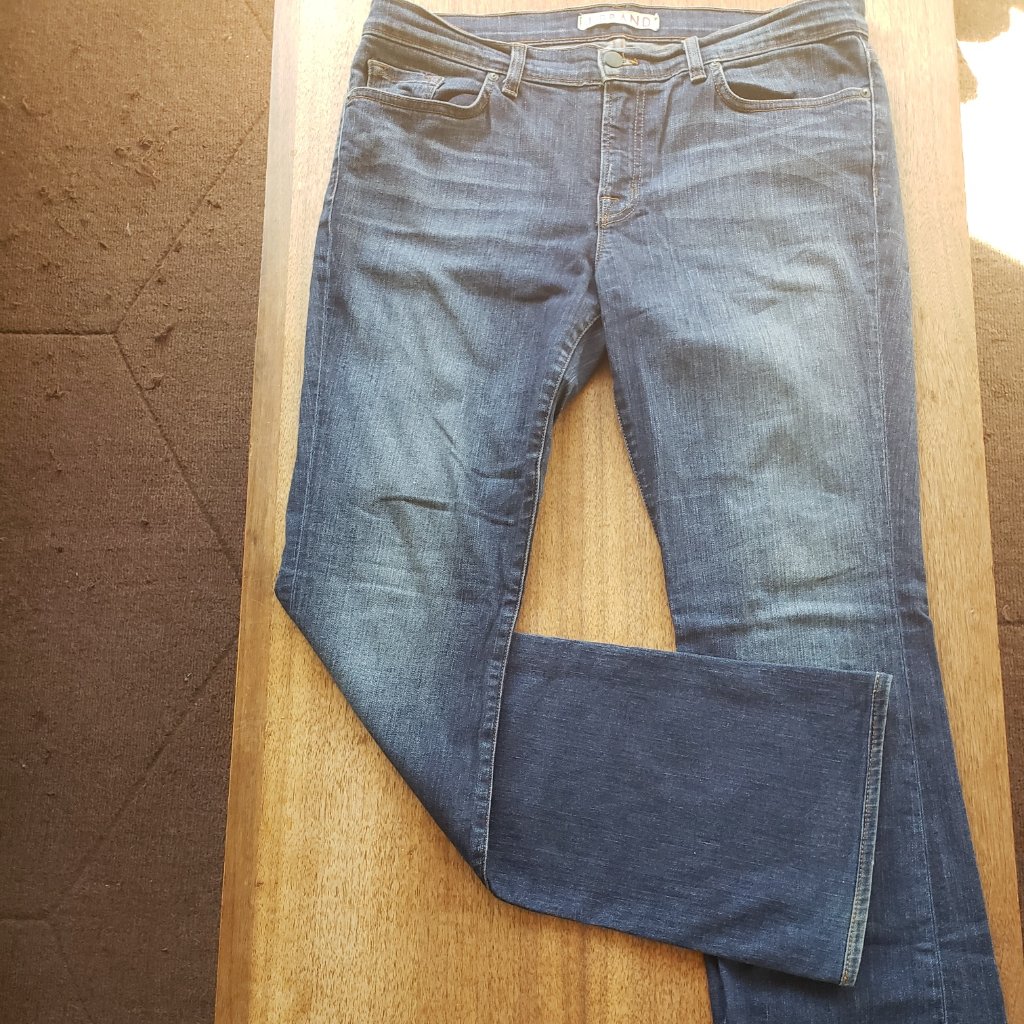 J Brand  Bootcut Denim Jeans  Size 31